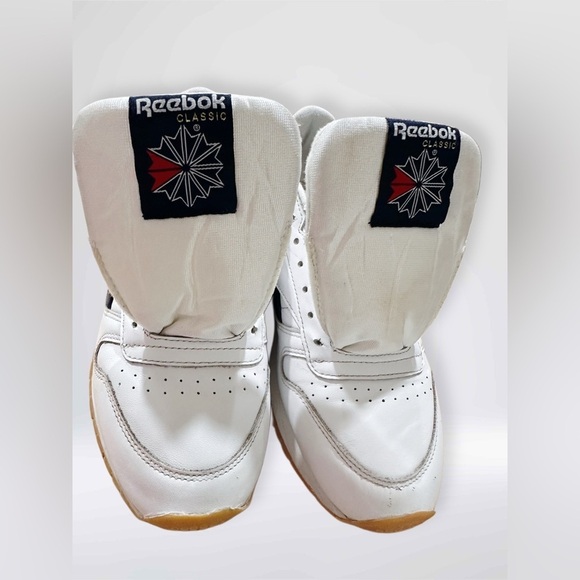 Reebok Adult Classic Leather Sneakers Size 6(men), 7.5 (women) White, Gumsoles main image 14